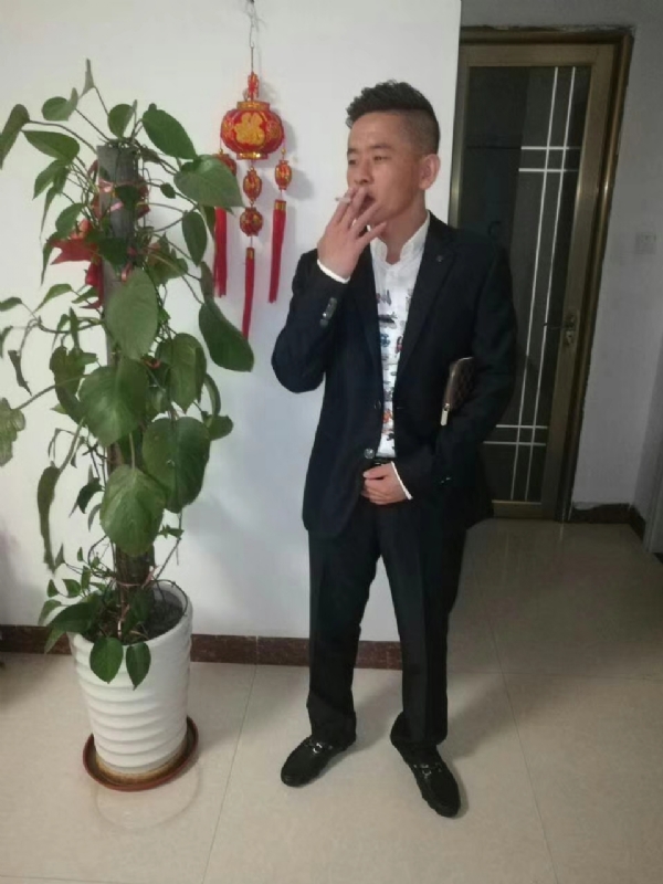 男人三十而立的第二张照片--石狮相亲网