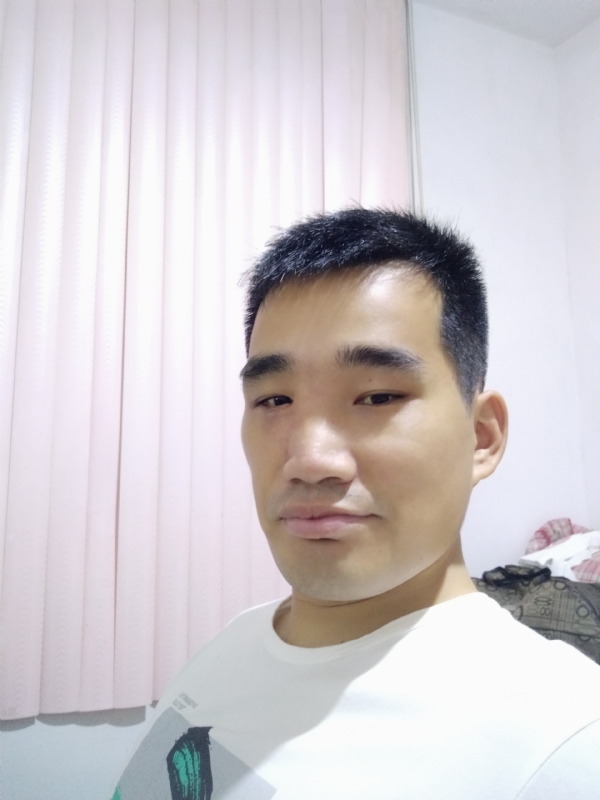 大男孩的第一张照片--石狮相亲网