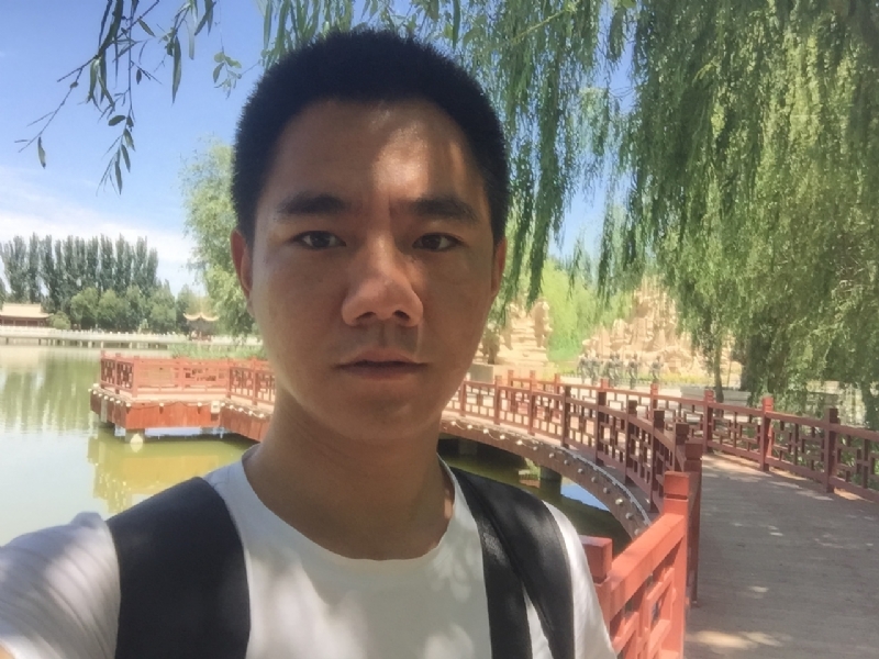 一见倾心的第一张照片--石狮相亲网