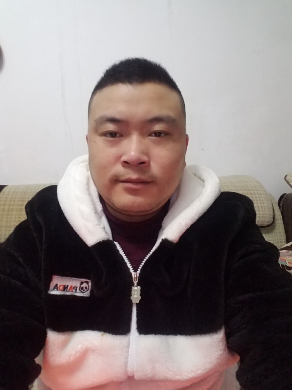 风的第一张照片--石狮相亲网