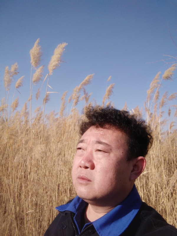 德刚的第一张照片--石狮相亲网