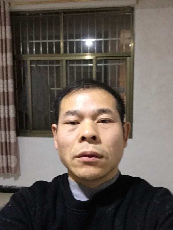 徐徐清风的第一张照片--石狮相亲网