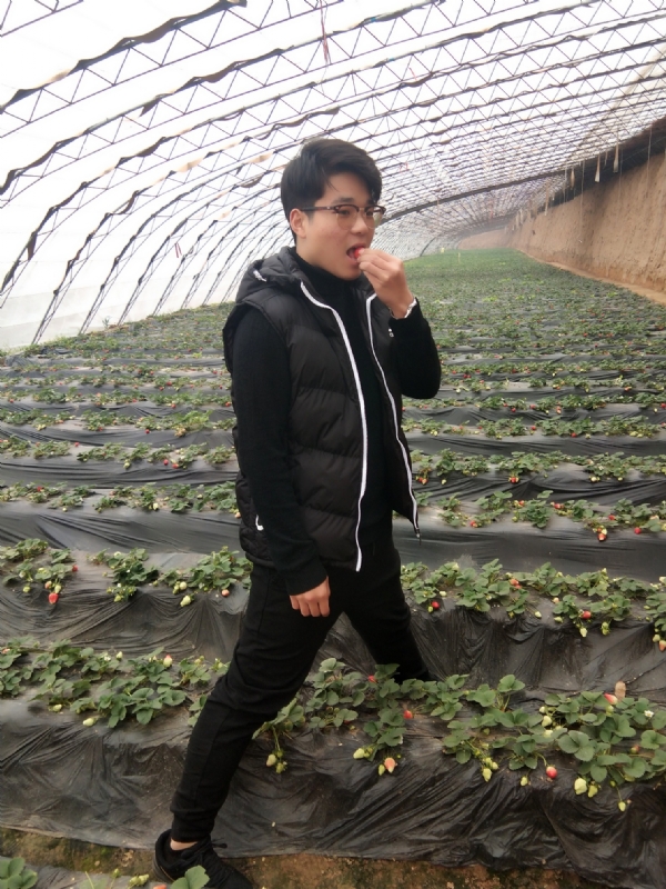 樊小广的第一张照片--石狮相亲网