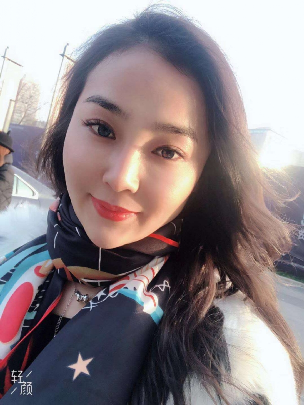 相拥未来的第一张照片--石狮相亲网