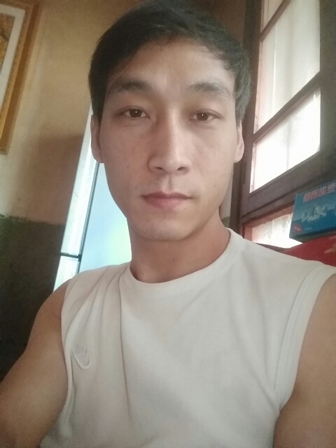 謎的第一张照片--石狮相亲网