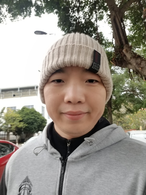爱笑的老虎的第一张照片--石狮相亲网