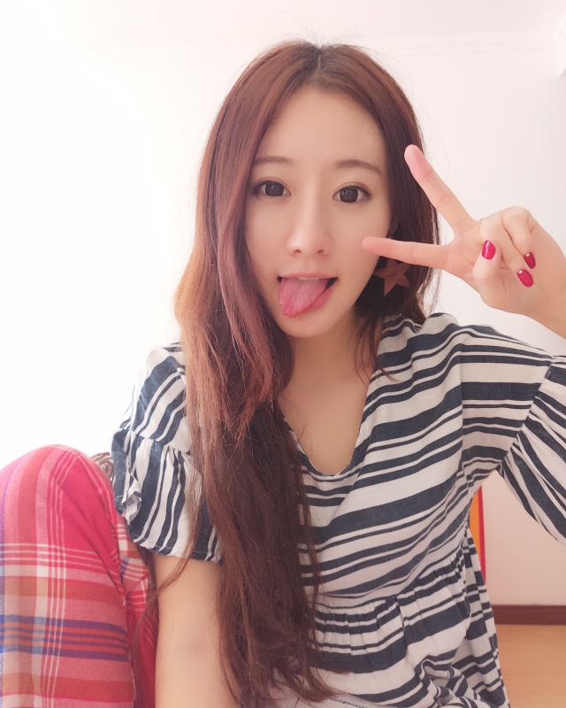 没有故事的女同学的第三张照片--石狮相亲网
