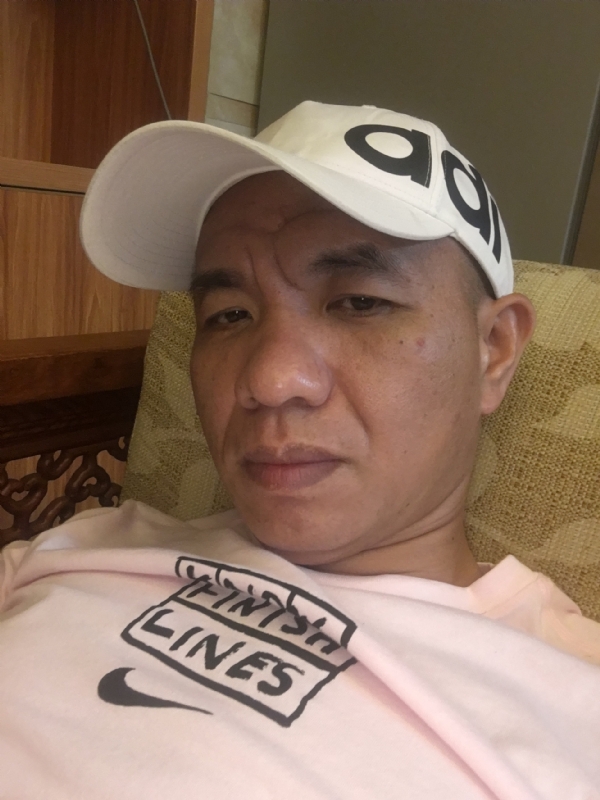 坚持到底的第一张照片--石狮相亲网
