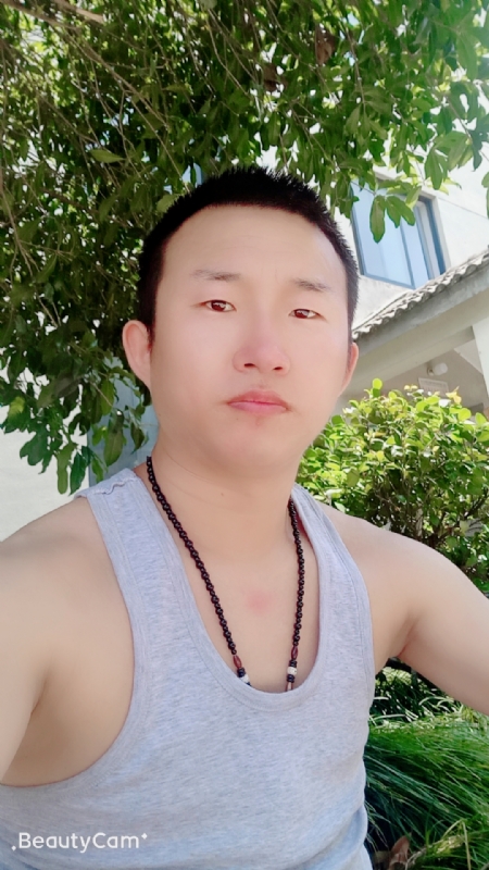 系咯在的第一张照片--石狮相亲网