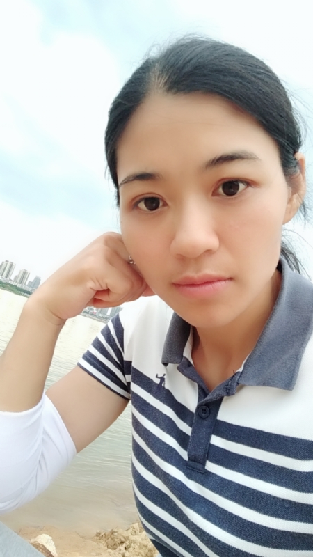 梅子的第一张照片--石狮相亲网