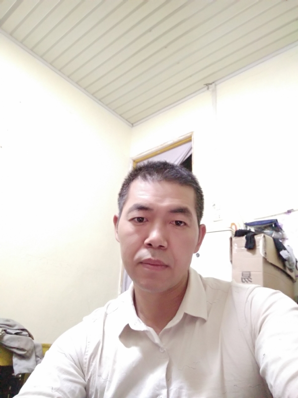 为伊消得人憔悴的第一张照片--石狮相亲网