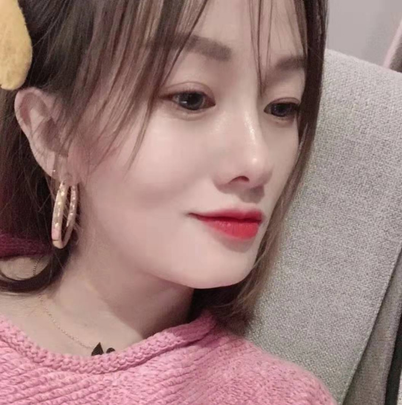 微醺的笑容的第一张照片--石狮相亲网