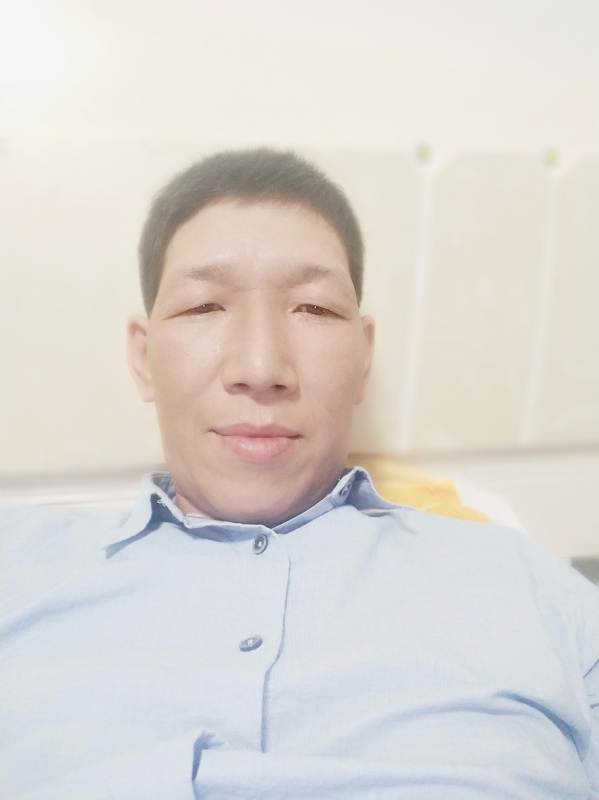 寂寞的等待的第一张照片--石狮相亲网