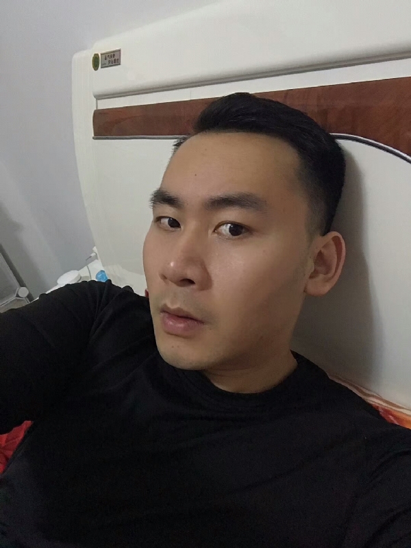 领悟的第一张照片--石狮相亲网