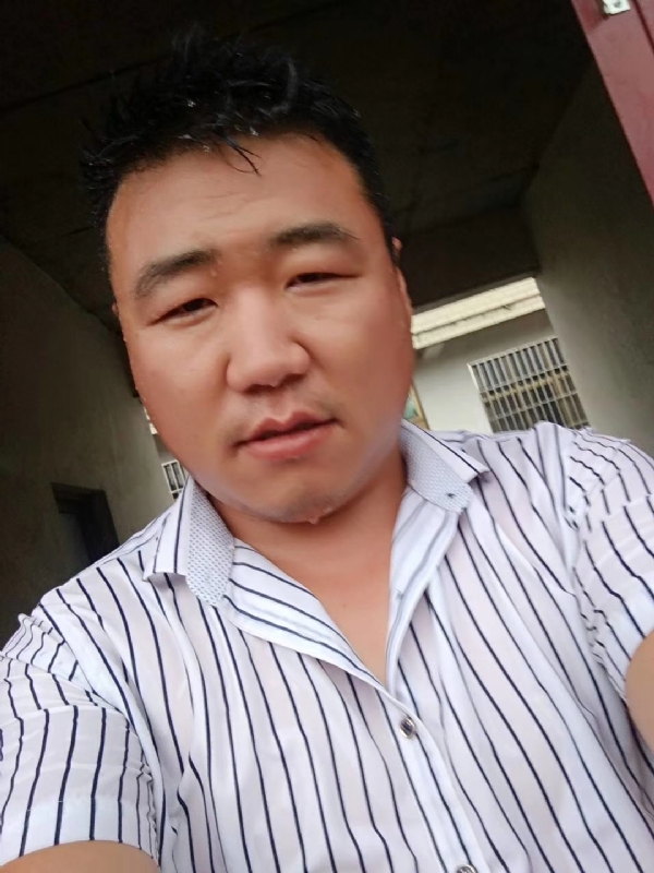 江湖中人的第一张照片--石狮相亲网