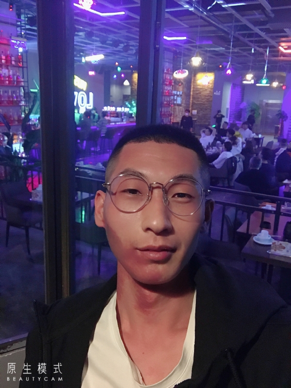 东北小伙的第一张照片--石狮相亲网