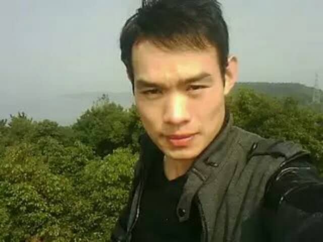 明镜的第一张照片--石狮相亲网