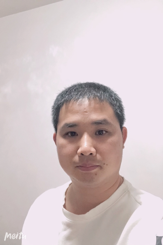 小梁的第一张照片--石狮相亲网