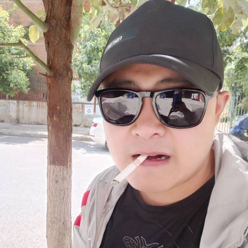 瞄小七的第一张照片--石狮相亲网