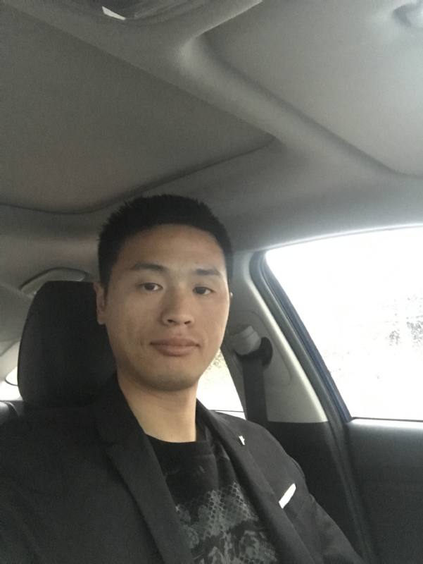 向前走的第一张照片--石狮相亲网