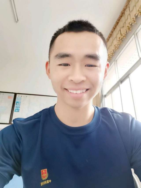 超超的第一张照片--石狮相亲网