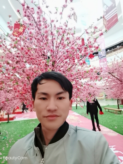 单身一人的第一张照片--石狮相亲网