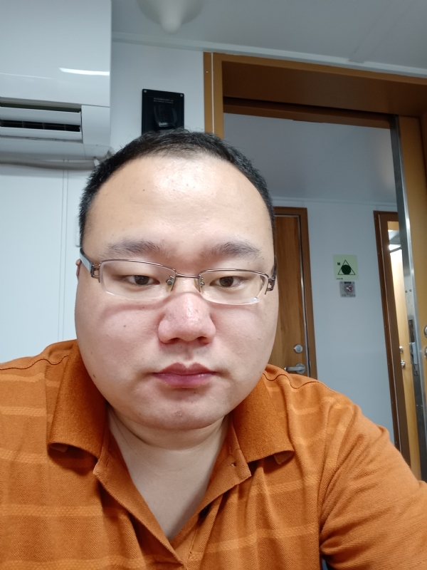 努力爱一次的第一张照片--石狮相亲网