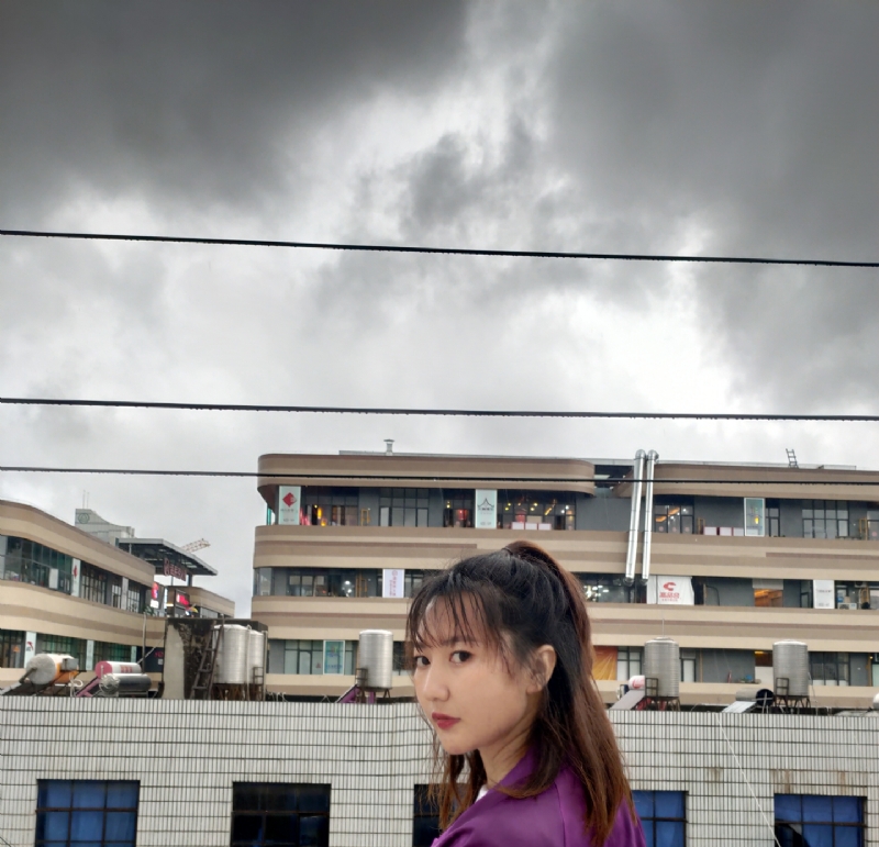 李家小姐的第三张照片--石狮相亲网