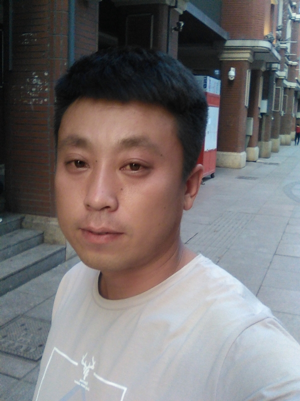 冰冷的心的第一张照片--石狮相亲网