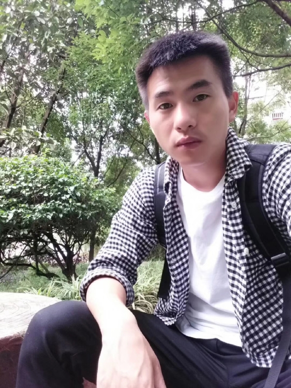 小杨的第一张照片--石狮相亲网