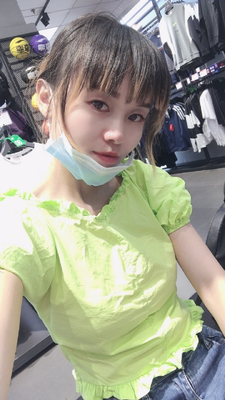 婀娜袅袅的第一张照片--石狮相亲网