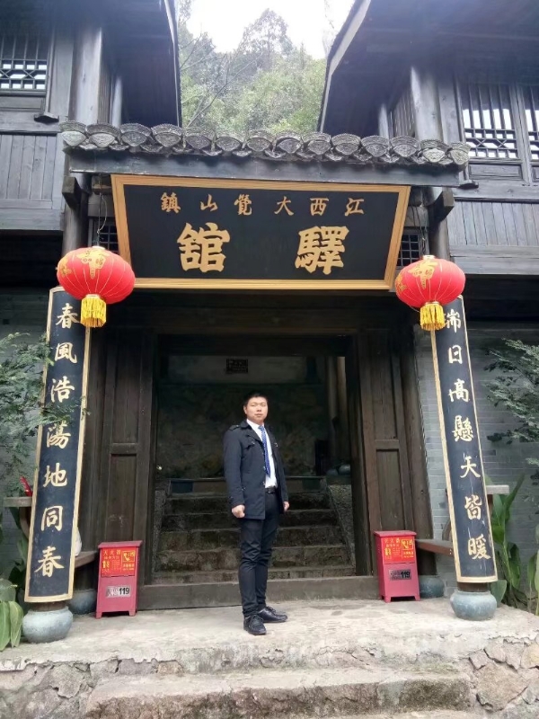 奋斗少年的第一张照片--石狮相亲网