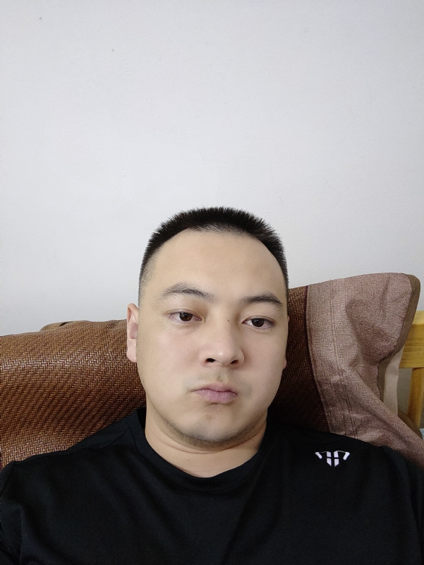南羽的第一张照片--石狮相亲网