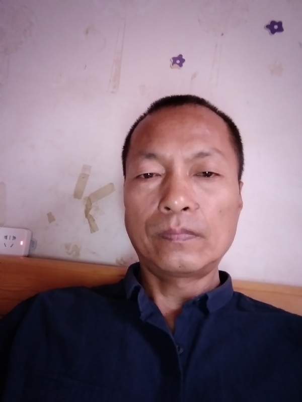 云逸的第一张照片--石狮相亲网