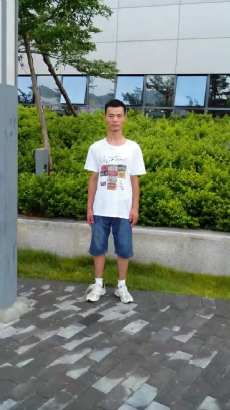 龙行天下的第一张照片--石狮相亲网