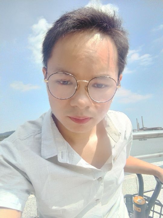 楠呐的第三张照片--石狮相亲网