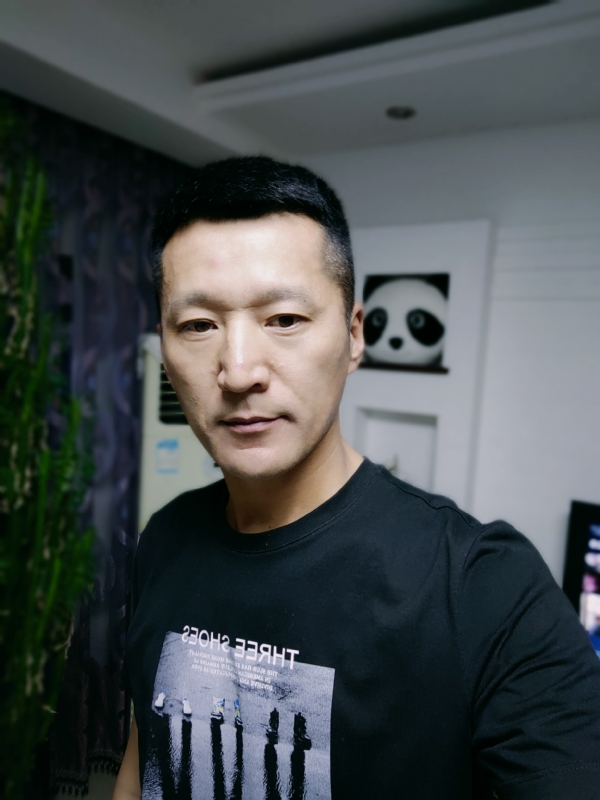 庆柏的第一张照片--石狮相亲网