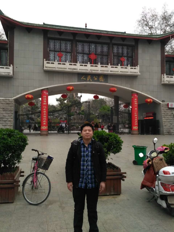 在奋斗的第四张照片--石狮相亲网
