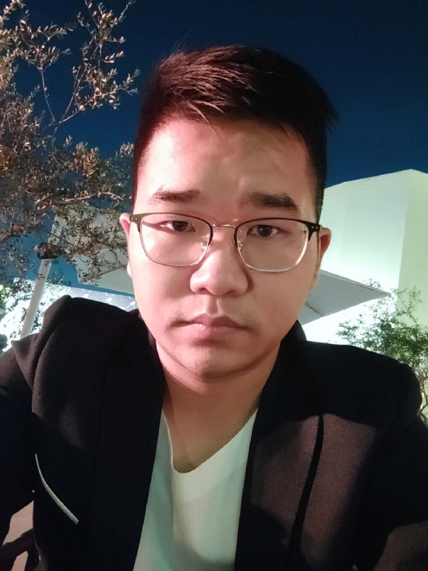 在路上的第一张照片--石狮相亲网