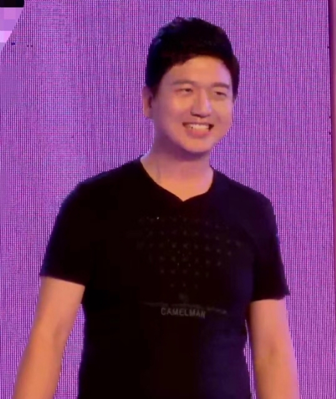 风继续吹的第一张照片--石狮相亲网