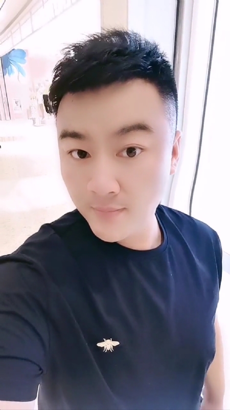 微风徐徐的第二张照片--石狮相亲网
