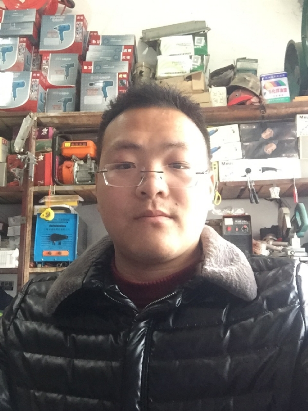 鼎福的第一张照片--石狮相亲网