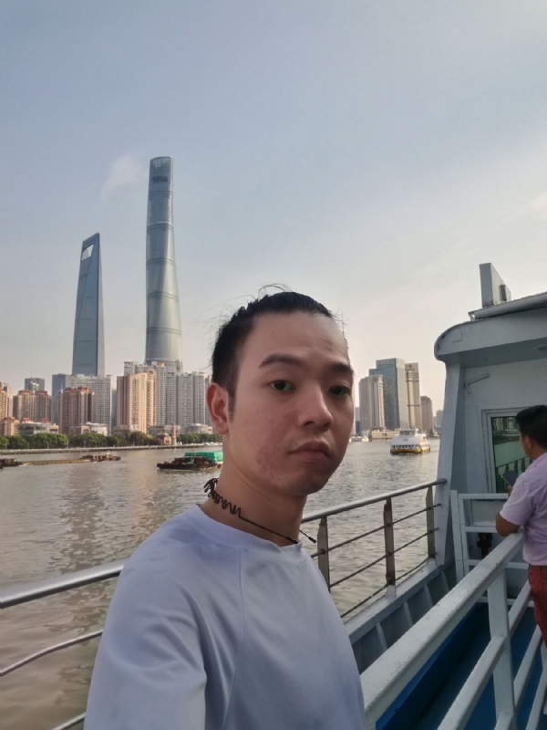 寻找爱情的孤单的第一张照片--石狮相亲网