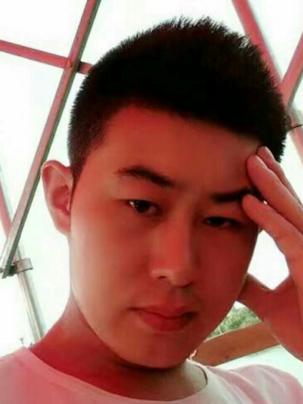 淡漠的第一张照片--石狮相亲网