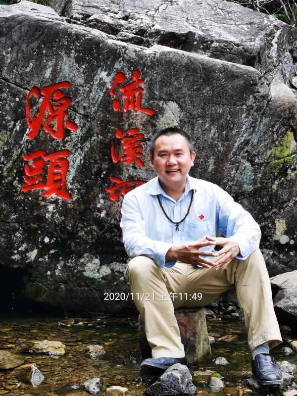 杨财神的第一张照片--石狮相亲网