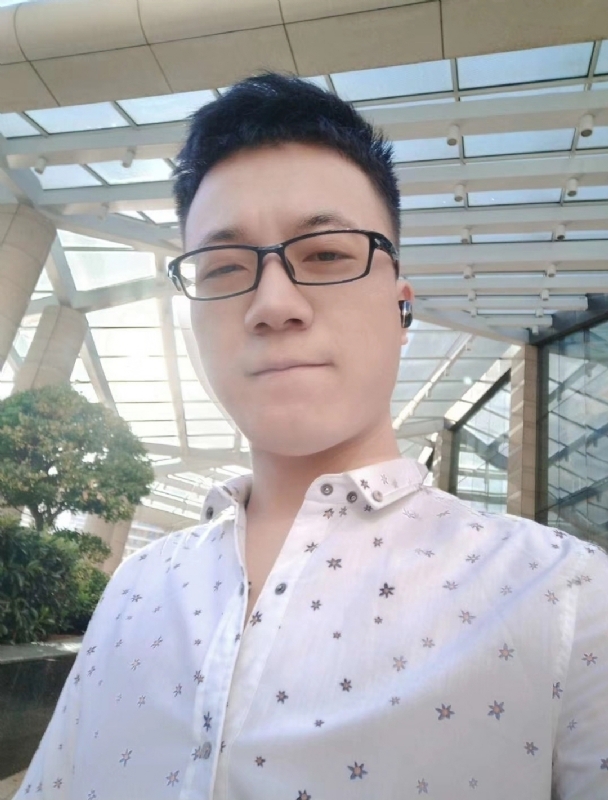 你是人间四月天的第一张照片--石狮相亲网
