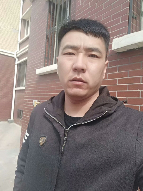 谁伴我闯荡的第一张照片--石狮相亲网