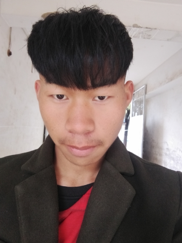 少年不在少的第一张照片--石狮相亲网