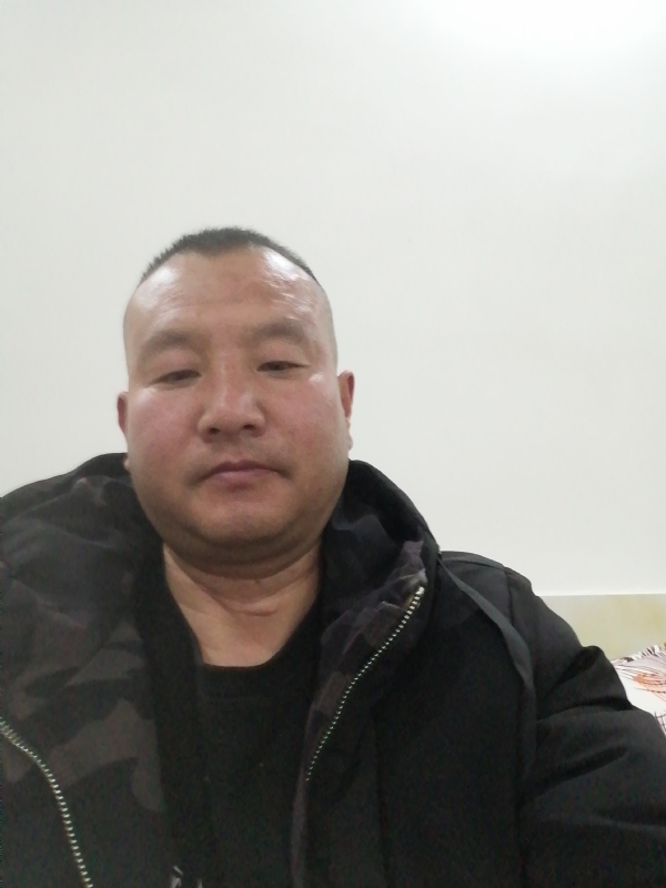 肖小江的第一张照片--石狮相亲网