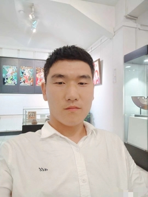 自律人生的第一张照片--石狮相亲网